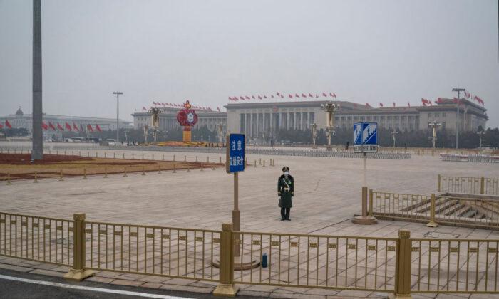 Beijing Locks Down Tiananmen Square, 9 Districts Under Strict ‘Zero-COVID’ Measures