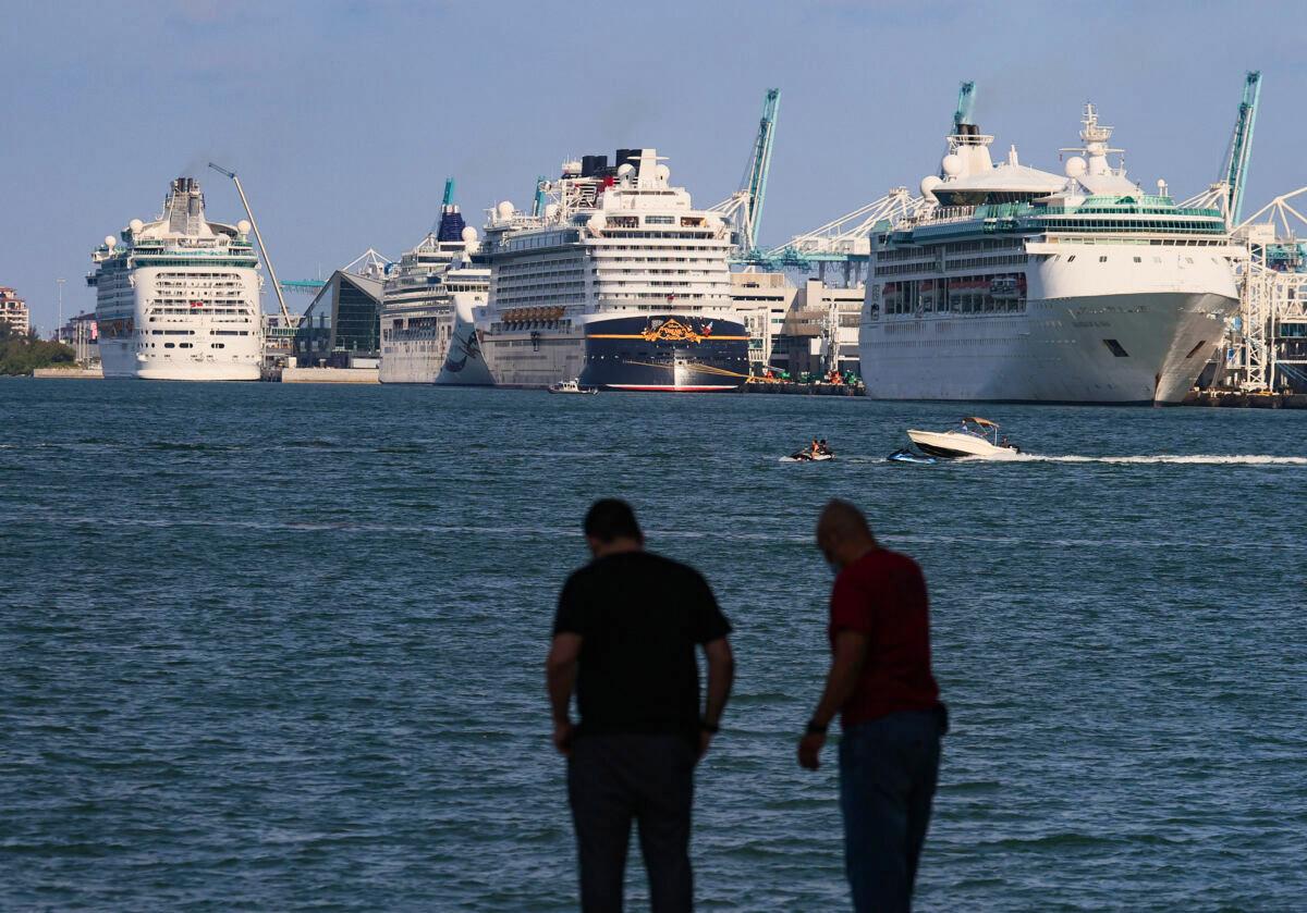 CDC Updates Guidance for Cruise Ships, Lowers COVID-19 Warning From ‘High’ to ‘Moderate’