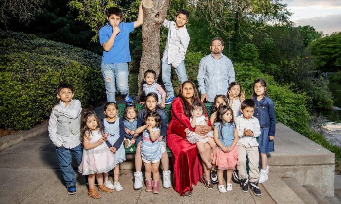 Mom Gives Birth to 16th Baby, and Each Child’s Name Begins With ‘C’ for a Special Reason