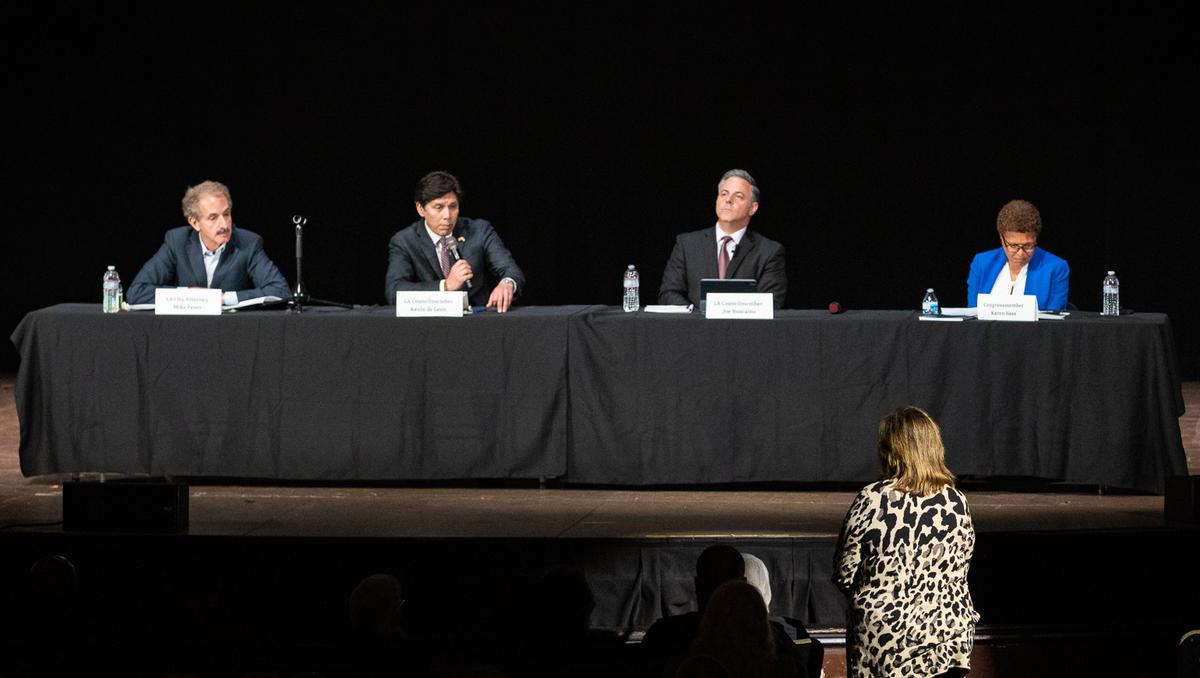 Busting Crime Takes Center Stage in Los Angeles Mayor’s Race
