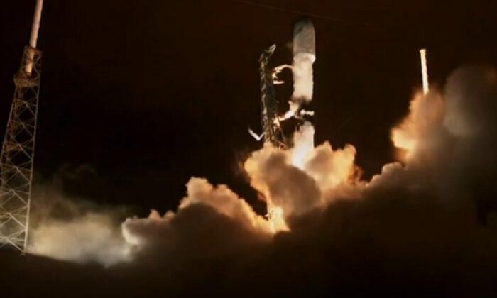 SpaceX Launches Starlink Satellites From Florida