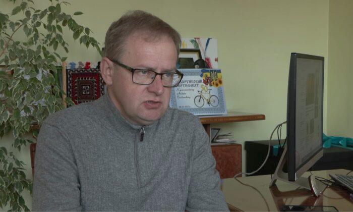 Mayor: Ukrainian Resort Town Becomes Place of Refuge