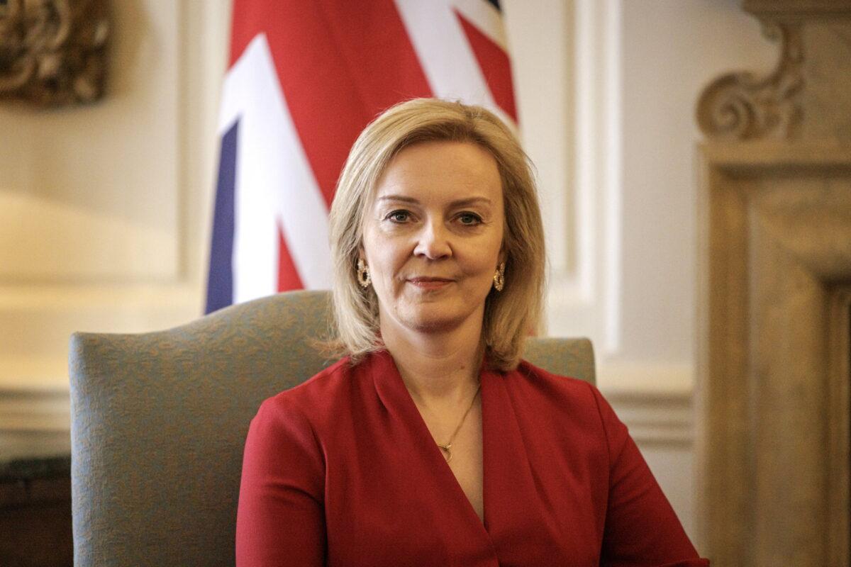 Foreign Secretary Liz Truss meeting European Commission vice-president Maros Sefcovic for talks in central London on Feb. 11, 2022. (Rob Pinney/PA)