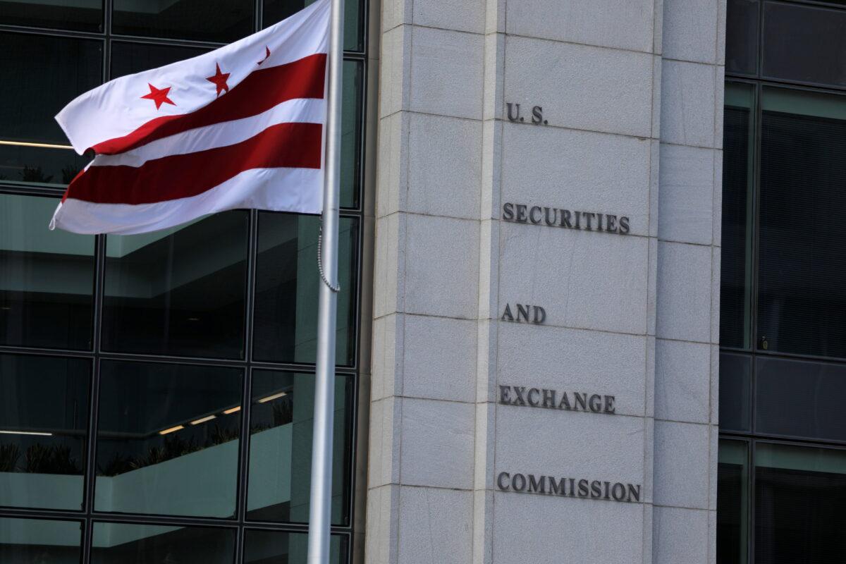 Signage is seen at the U.S. Securities and Exchange Commission (SEC) headquarters in Washington on May 12, 2021. (Andrew Kelly/Reuters)