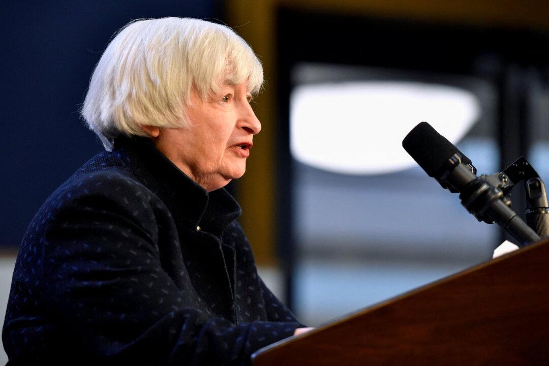 Janet Yellen Delivers Remarks Addressing Cryptocurrency