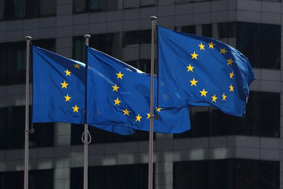 Fitch Withdraws Russia’s Ratings to Comply With EU Sanctions
