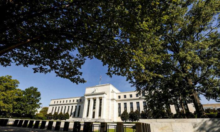 Fed Plans to Shrink Balance Sheet by $95 Billion a Month, Employ 50-Basis-Point Hikes to Cool Inflation