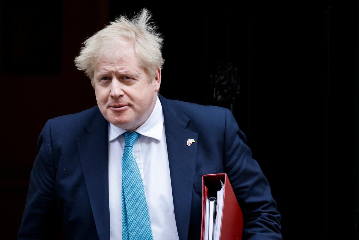 UK’s Johnson Vows to ‘Do More’ to Help Households Cope With Rising Prices