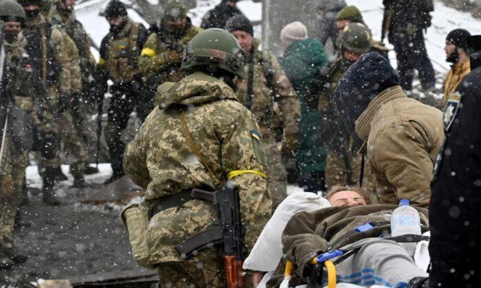 Ukraine’s Disposable Men and Heroic Women