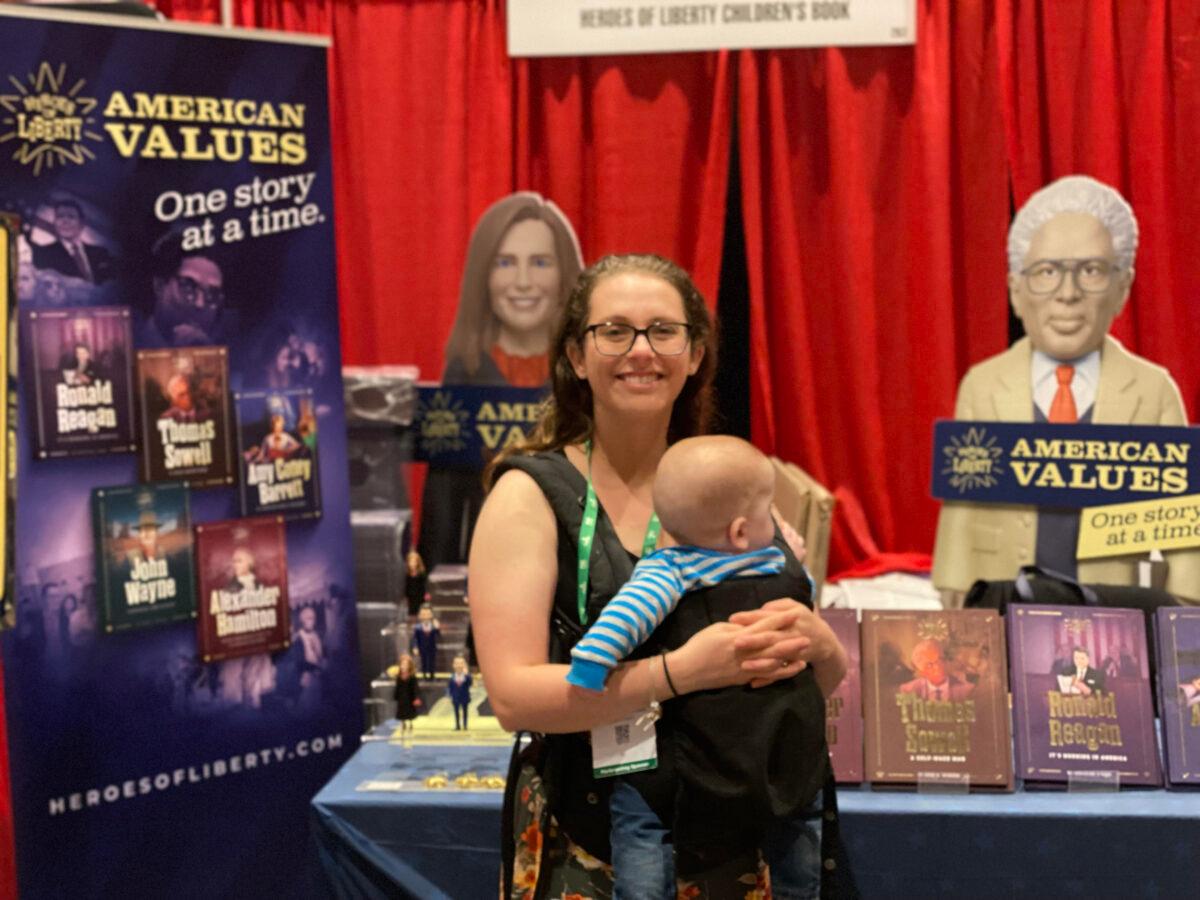 Editor Bethany Mandel promoting children's books from the "Heroes of Liberty" series. (Courtesy of Bethany Mandel)