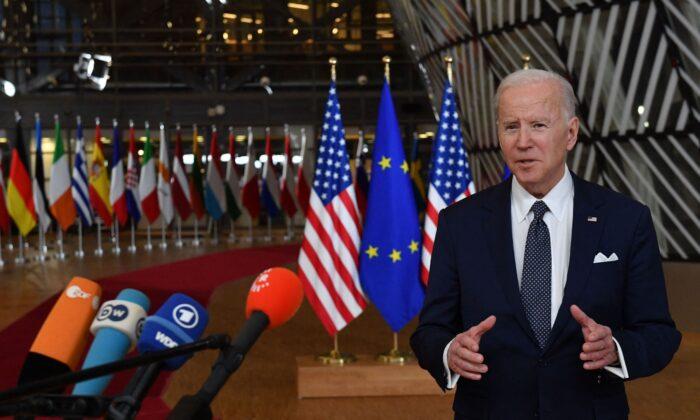 Biden Does Not Rule Out Ukrainian Territory Concessions