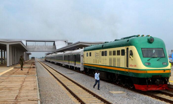 Nigerian Rail Service Suspended After ‘Terrorists’ Attack on Train Carrying Nearly 1,000 Passengers