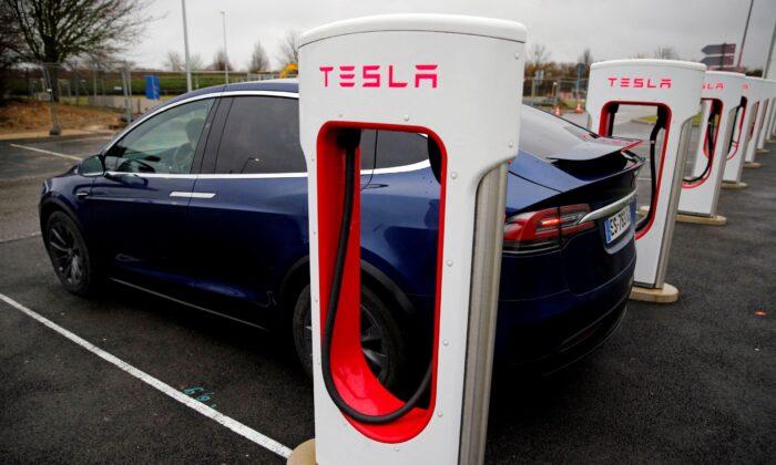 Tesla Adds to Wave of Megacap Stock Splits