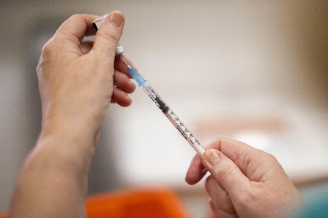 Gay Men With Multiple Partners Top Priority in UK’s Monkeypox Vaccination Campaign