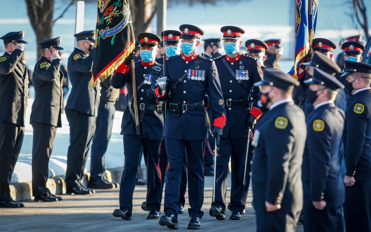 Calgary Police Union Tells Members to Remove ‘Thin Blue Line’ Patches