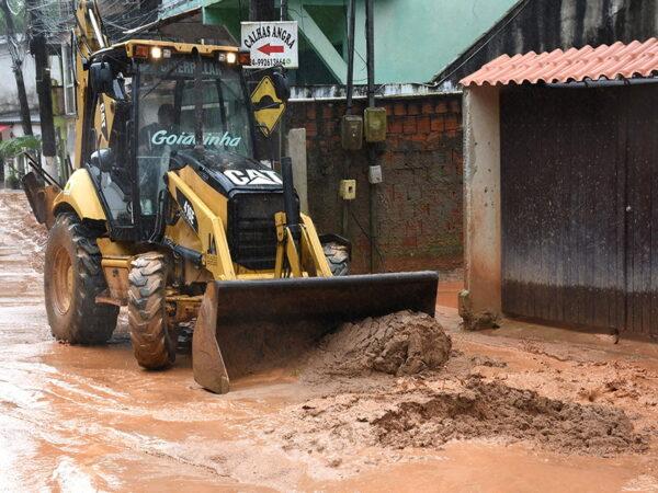 Machinery removes mud following heavy rains, in Angra dos Reis, Brazil, April 2, 2022. (Prefeitura de Angra dos Reis/via Reuters)