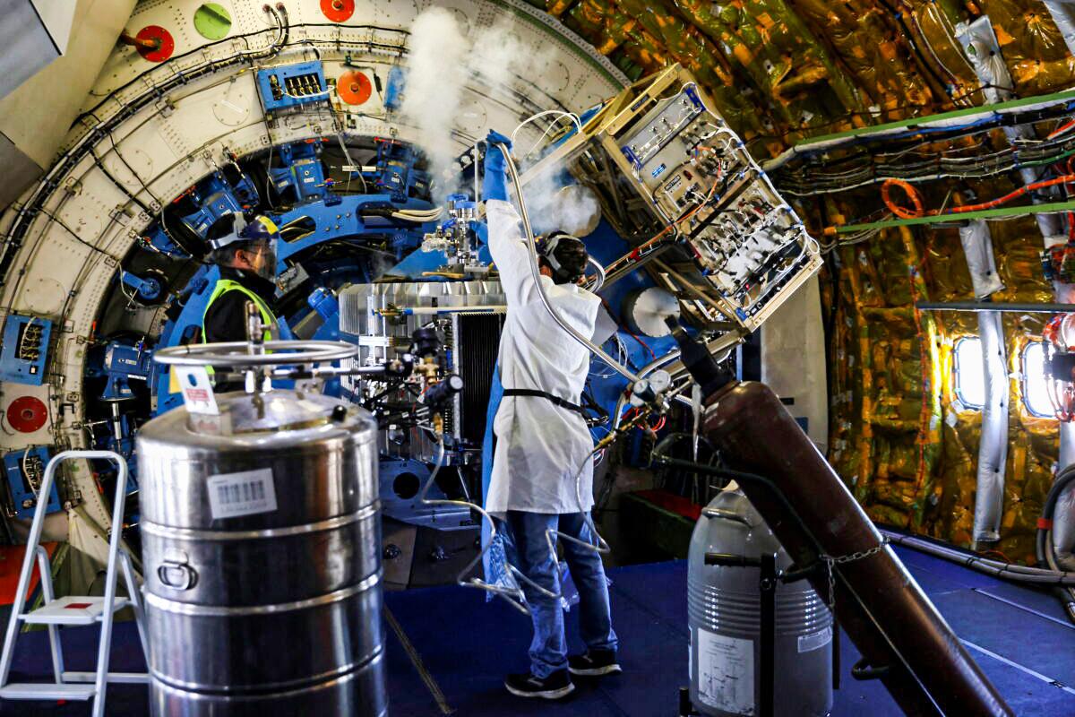 NASA’s SOFIA Observatory Studies Neighboring Galaxy From Chile