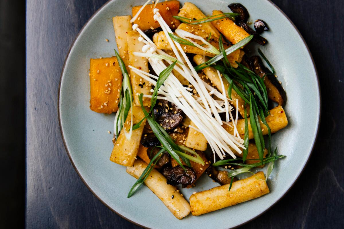 The Royale-Style Tteokbokki, inspired by an 18th-century recipe, features sautéed rice cakes with local vegetables, mushrooms, and a soy-based sauce. (EE Berger)