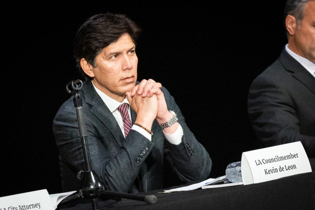 LA Councilman Kevin de León Faces 2nd Recall Notice From Same Constituent