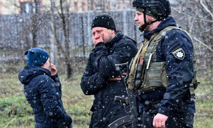 Russia-Ukraine War (April 3): Ukrainian Military Says Some Towns in Chernihiv Region Retaken to Reopen Aid