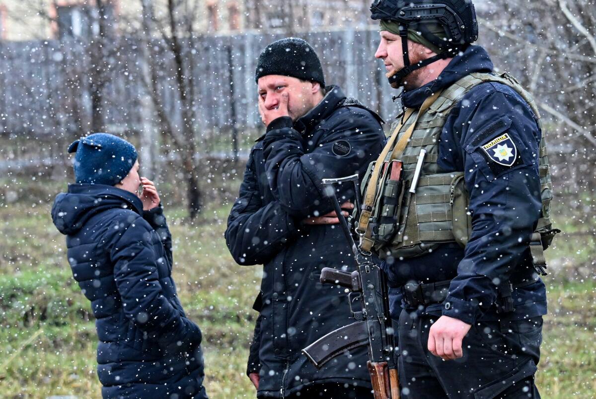 Russia-Ukraine War (April 3): Ukrainian Military Says Some Towns in Chernihiv Region Retaken to Reopen Aid