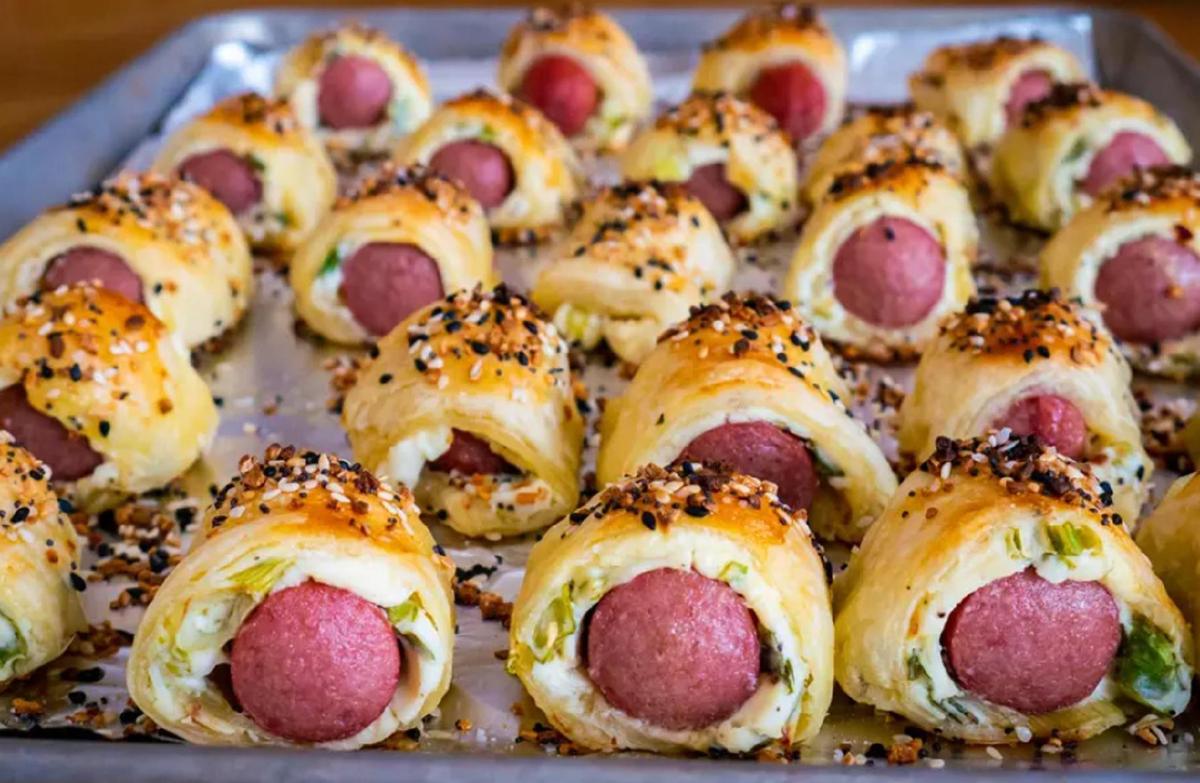 Everything Bagel Pigs in a Blanket