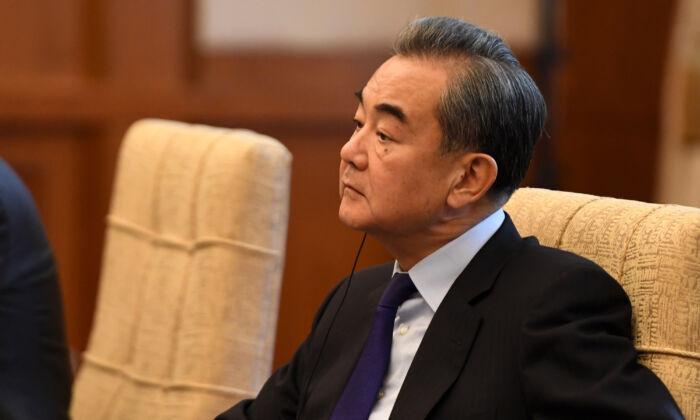 China’s Foreign Minister Speaks With Ukrainian Counterpart