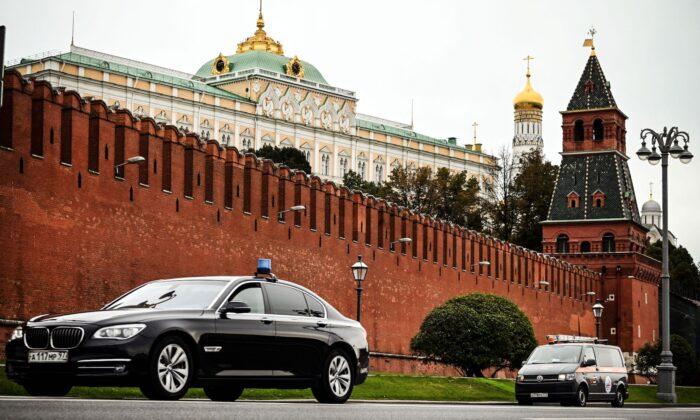 Australia to Target Putin’s ‘Wealthy Enablers’ With Ban on Luxury Goods Exports to Russia
