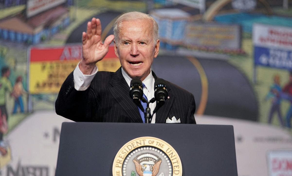 US Announces New Sanctions Against Russia, Targeting Investments, Banks, Putin’s Daughters