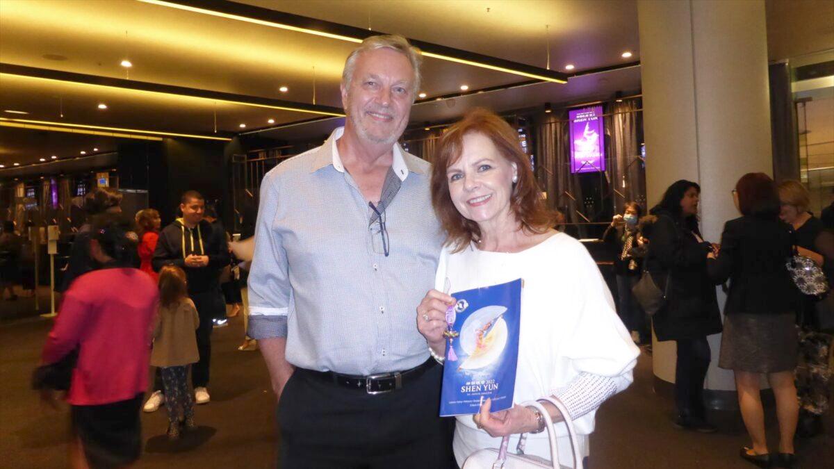 Peter Ward, a retired pilot (L), and his wife, Lyn, a retired Acrobatic Gymnastics coach (R) attended Shen Yun Performing Arts at the Lyric Theatre in Sydney, Australia, on April 6, 2022. (Mary Yuan/Epoch Times)