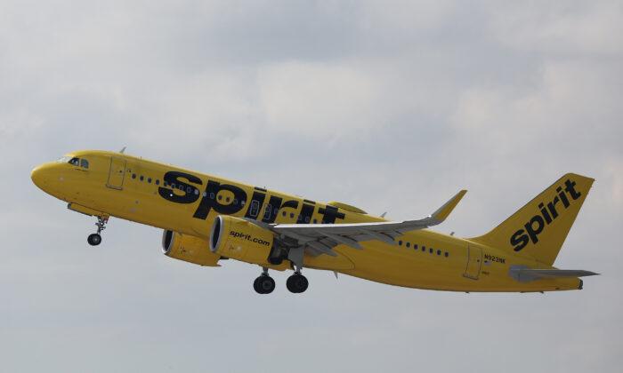 Spirit Airlines Gets 2nd Takeover Bid This Year: What Investors Should Know