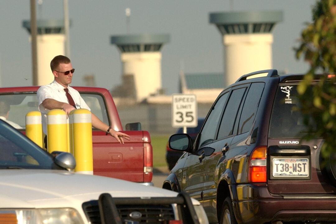 7 Charged in Deaths of 2 Fellow Inmates at Prison in Texas