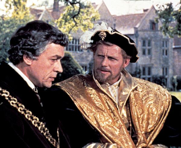 Paul Scofield (L) as Sir Thomas More and Robert Shaw as King Henry VIII in the 1966 film "A Man for All Seasons." (MovieStillsDB)