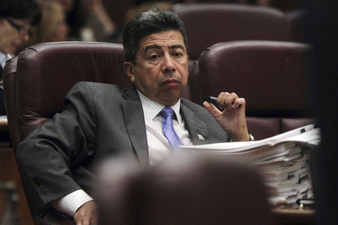 Daniel Solis, Ex-Chicago Alderman-Turned-FBI-Mole, Charged With Bribery