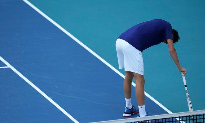 US Open Champ Daniil Medvedev Says He Needs Hernia Surgery