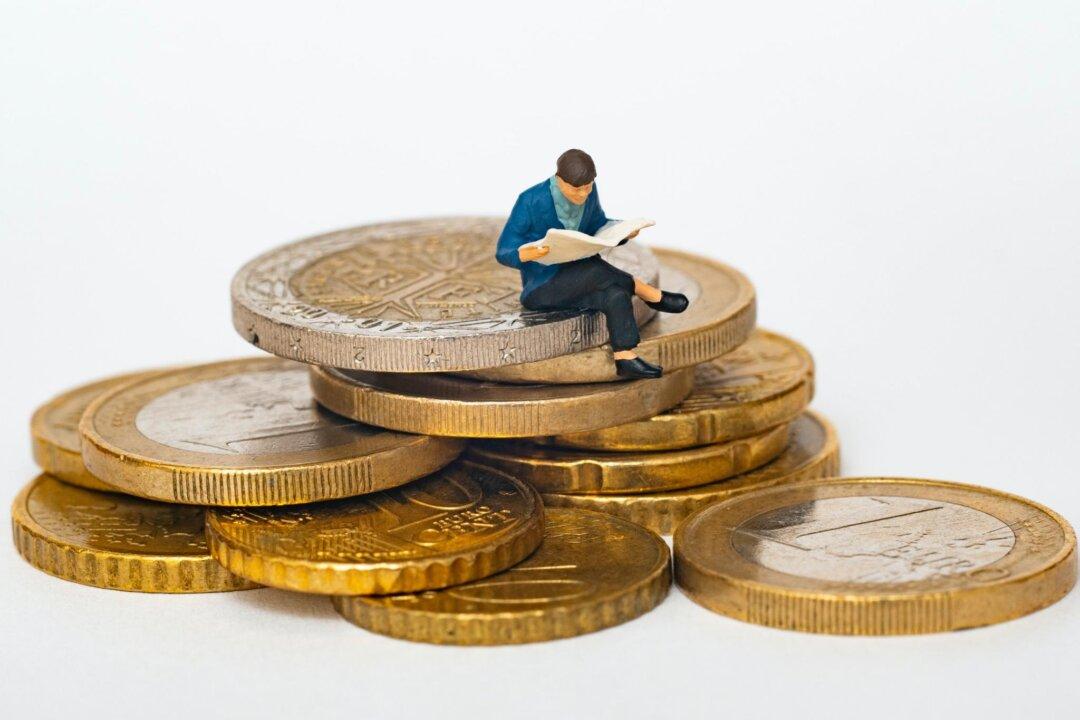 Dogecoin Just a Fraction: These Cryptos Brought Americans the Most Gains in 2021