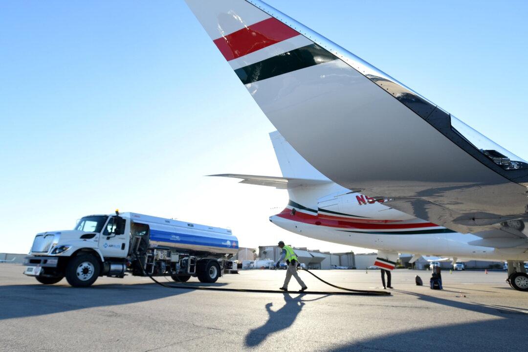 US East Coast Jet Fuel Costs Soar on Shortage Fears