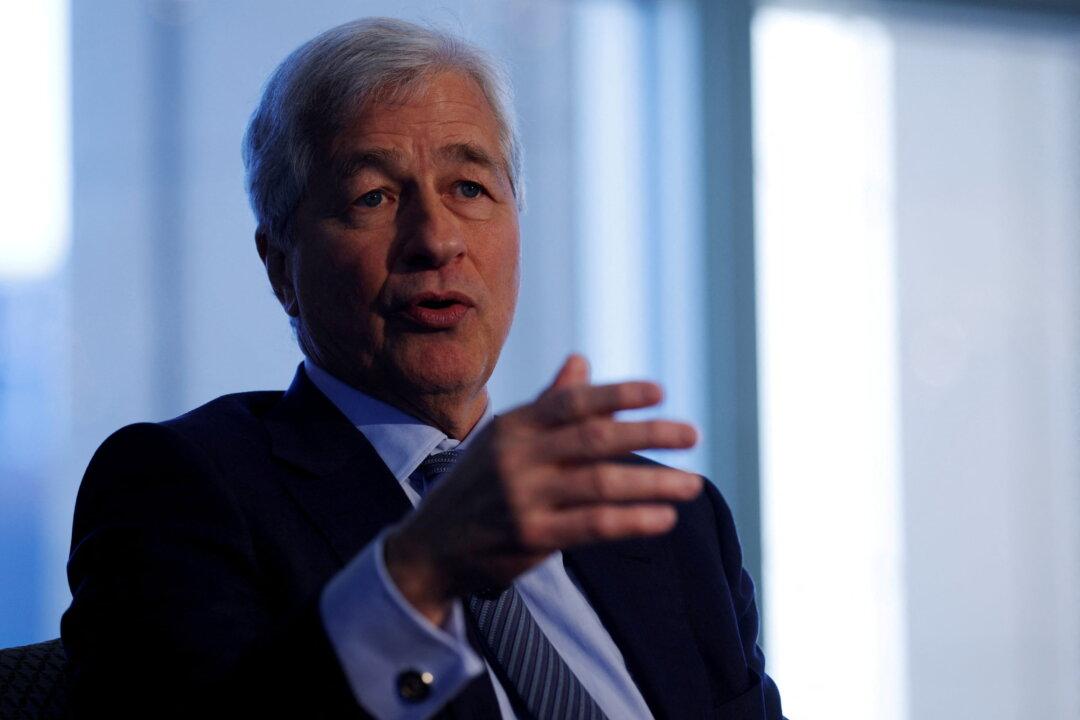 JPMorgan CEO Says Russia’s War on Ukraine Is Bigger Risk to Economy Than Interest Rates
