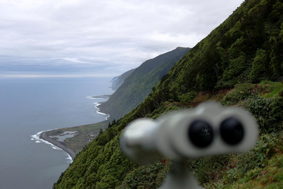 Volcano-Tectonic Tremors Recorded for First Time on Quake-Hit Azores Island