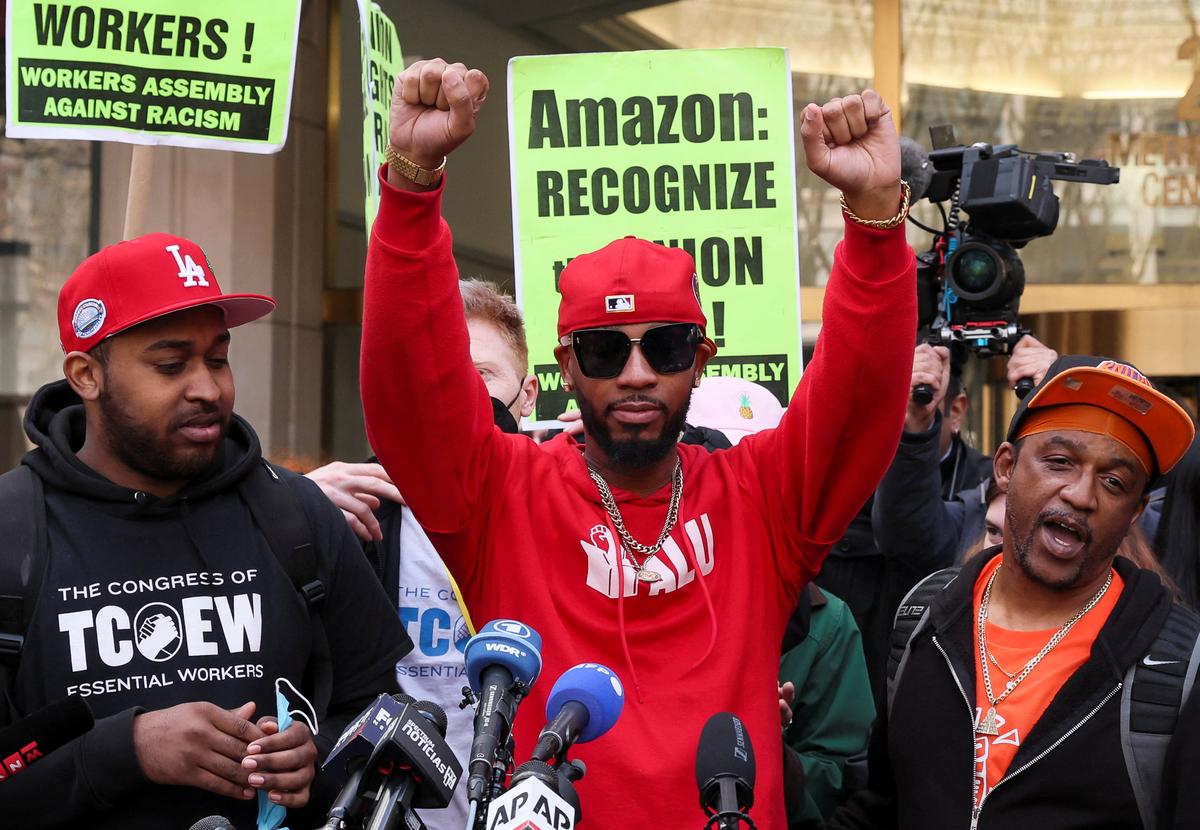 Amazon Calls for Election Rerun After Workers Voted for First US Union