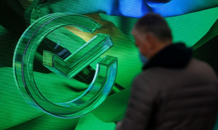 New EU Sanctions on Russia to Target Sberbank, Commission Head Tells Paper