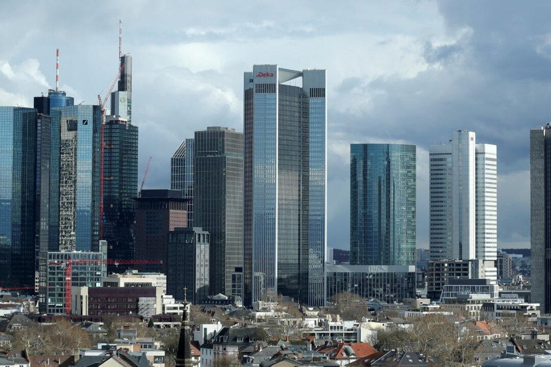 Around 40 Percent of German Companies Expect Output Decline in 2023: IW Institute