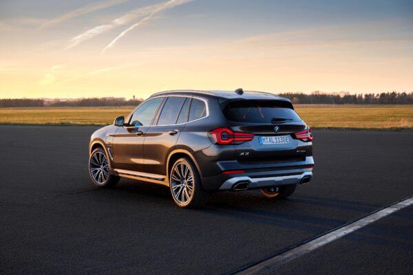 A stylish vehicle front to back. (Courtesy of BMW)