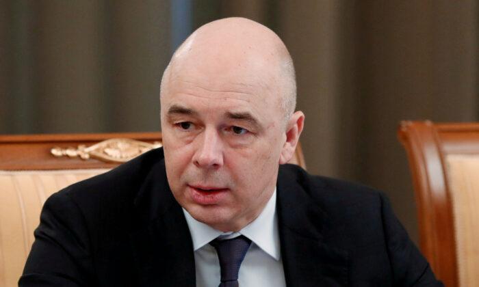 Russia Halts All Bond Sales Over ‘Cosmic’ Borrowing Costs