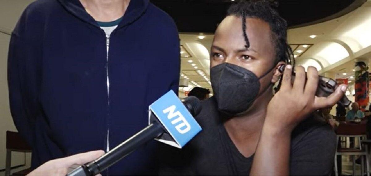 Luis Alberto, one of the illegal immigrants who took a bus to Washington from Texas, speaks to a reporter at Union Station in Washington on April 13, 2022. (NTD Television)