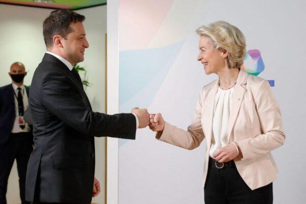 European Commission President Ursula von der Leyen (R) welcomes Ukraine's President Volodymyr Zelenskyy as they attend the Eastern Partnership summit in Brussels, Belgium, on Dec. 15, 2021. (Stephanie Lecocq/POOL/AFP via Getty Images)