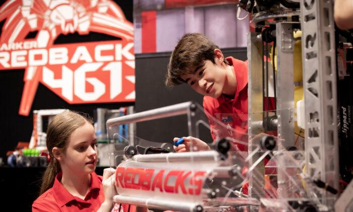Aussie Kids Bid for World Robotics Title in Texas