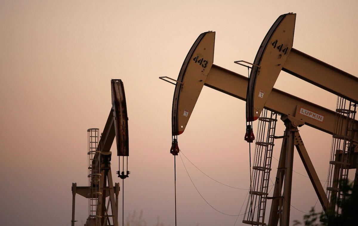 Oil rigs extract petroleum in Culver City, Calif., on April 25, 2008. (David McNew/Getty Images)