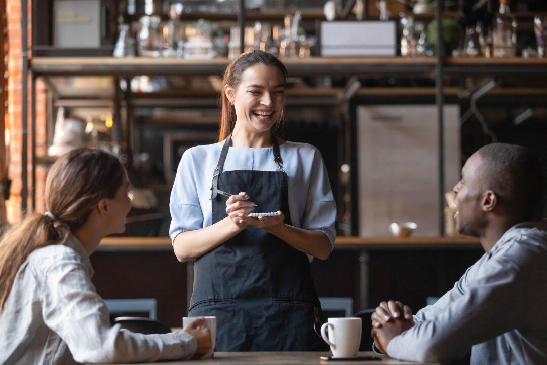 As Restaurants Continue to Face Pandemic-Related Challenges, Servers Weigh in on Why Service Matters