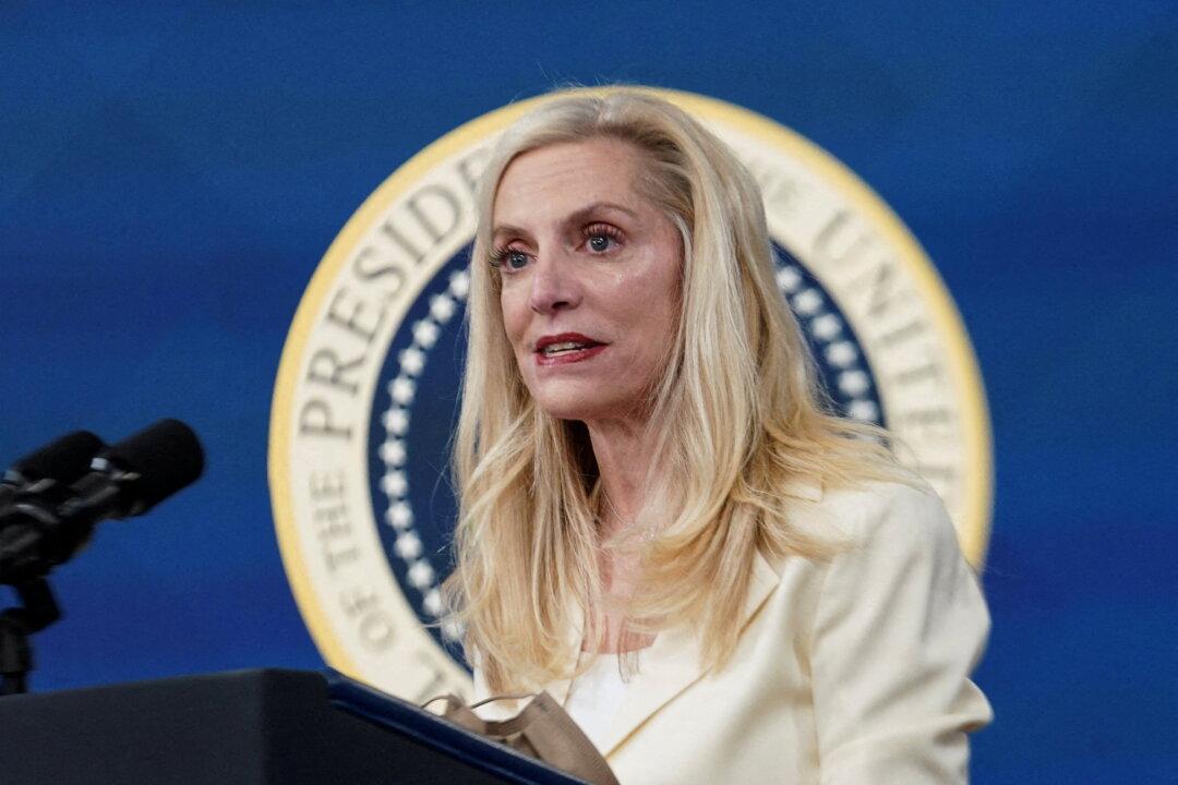 Fed Nominees Move a Step Closer to Confirmation